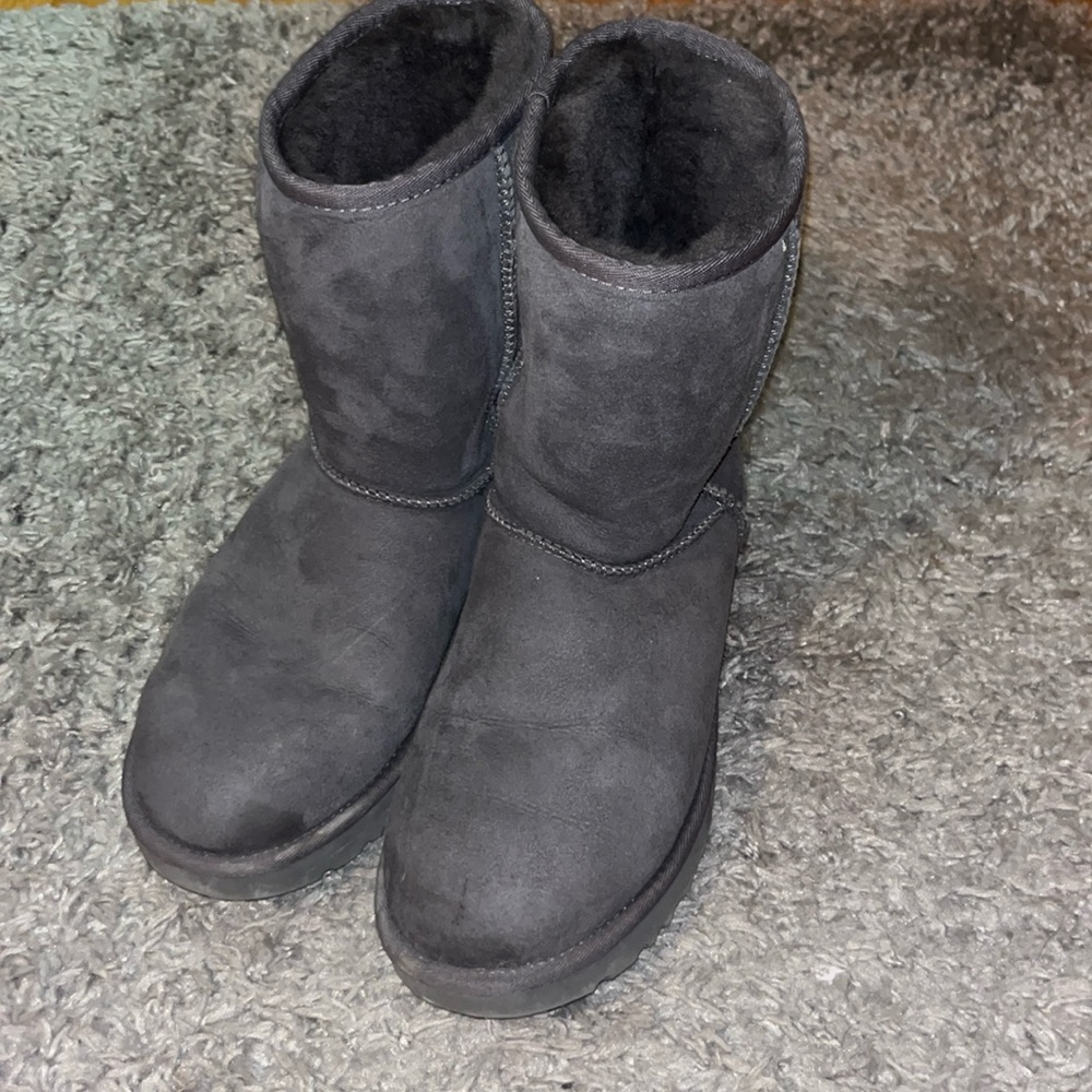 Ugg Classic Short II Boots